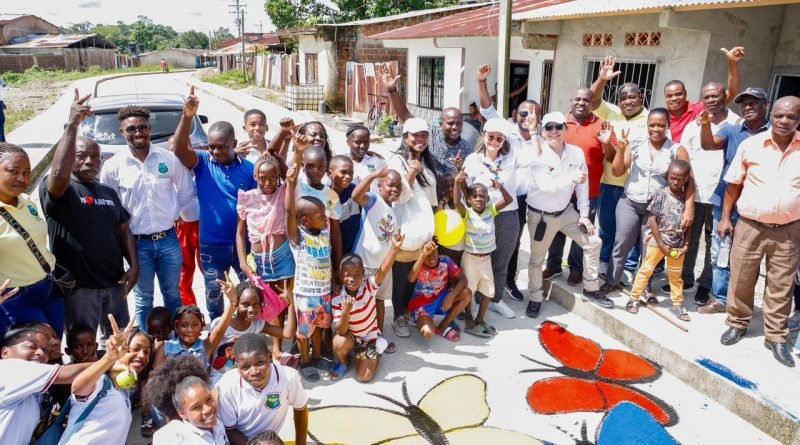 Familias de Colombia, DPS Entrego Obras Para la Paz en 65 Municipios del País.